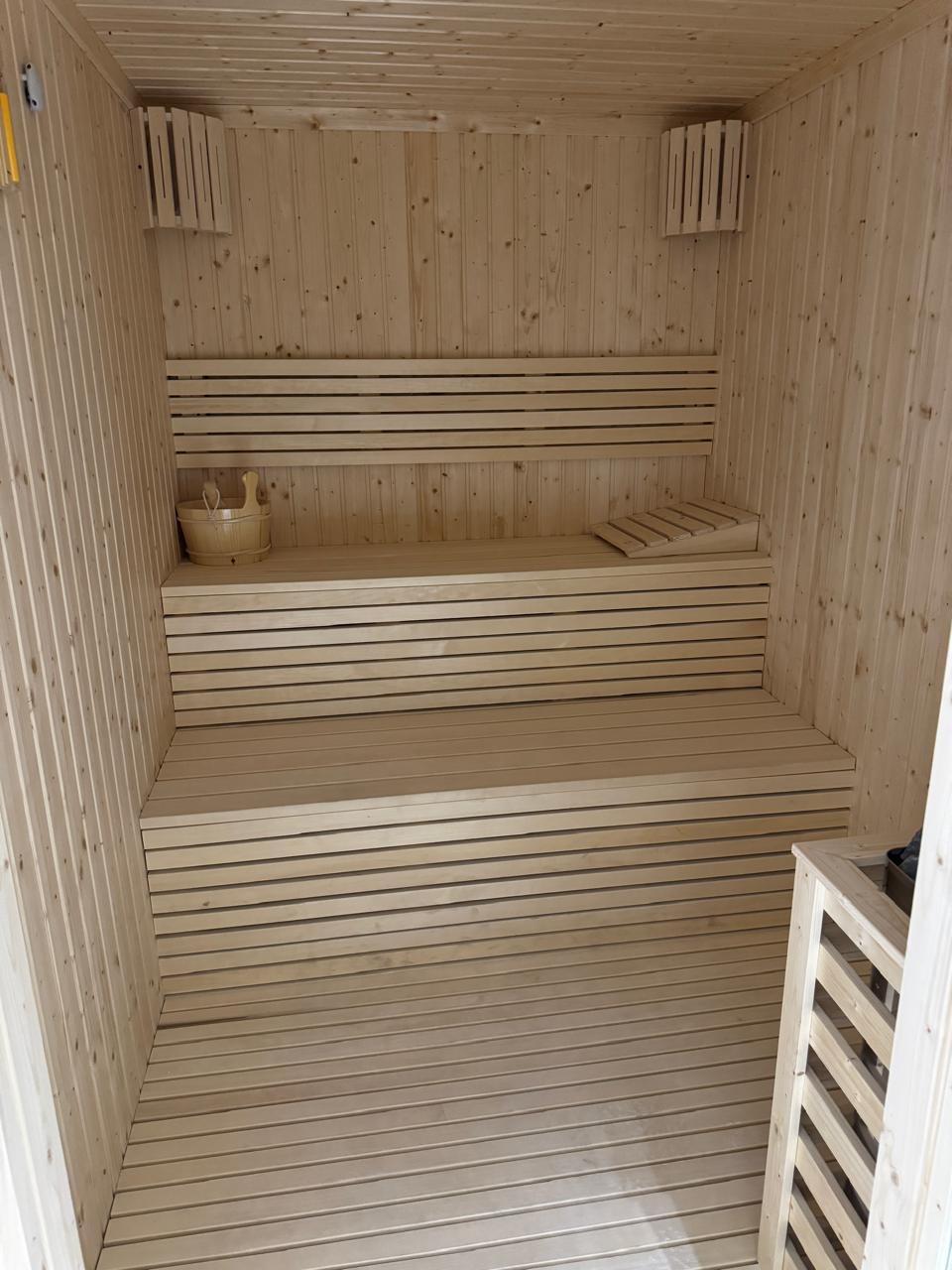 Floarea Residence