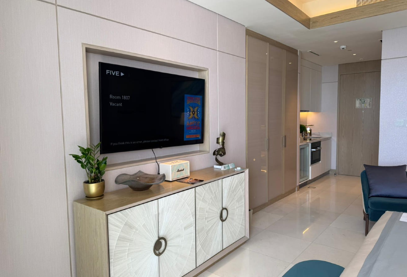 FIVE LUXE JBR